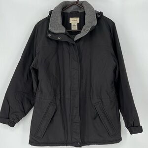 L. L. BEAN THINSULATE QUILTED LINED HOODED COAT ZIPPERS AND VELCRO, DEEP POCKETS
